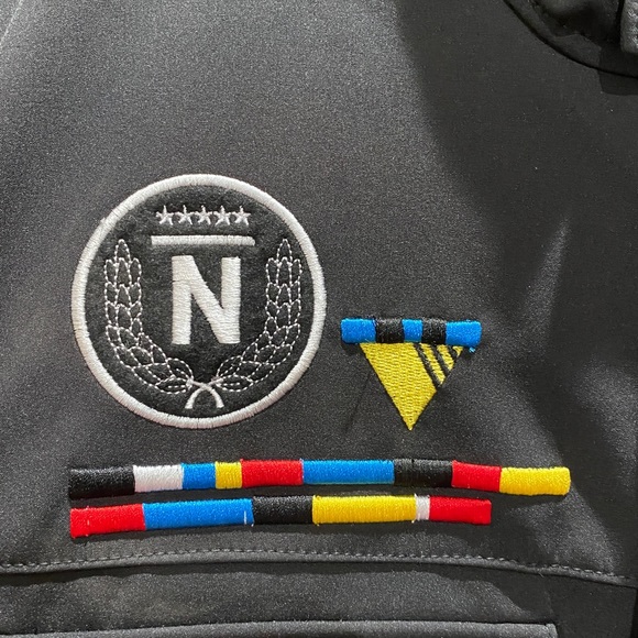 NEFF Ski Coat - Picture 3 of 5